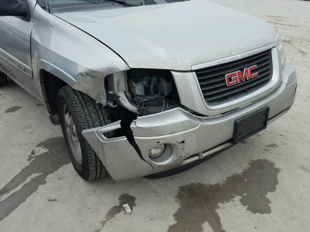 1GKDT13S842319947 - 2004 GMC ENVOY SILVER photo 9