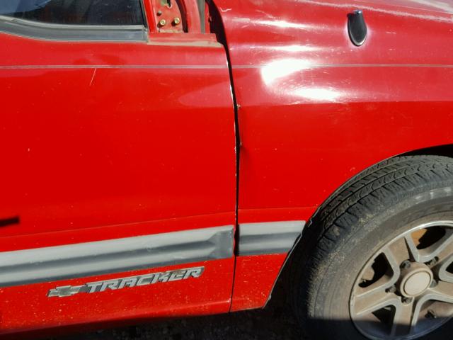 2CNBE134146909629 - 2004 CHEVROLET TRACKER RED photo 9