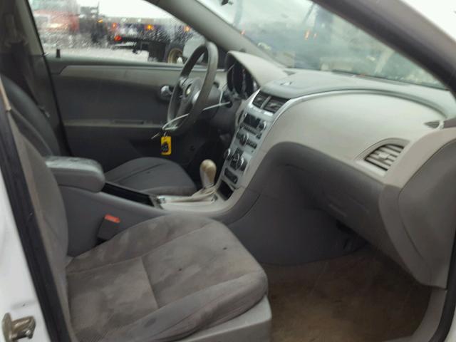1G1ZA5E09A4104399 - 2010 CHEVROLET MALIBU LS 白色 照片 5