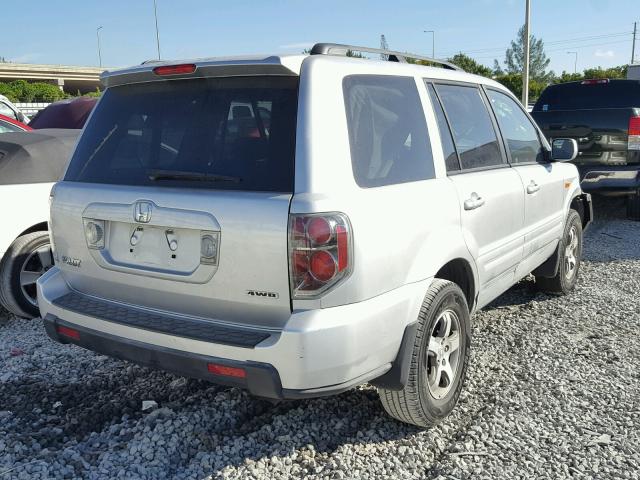 5FNYF18426B003572 - 2006 HONDA PILOT EX SILVER photo 4