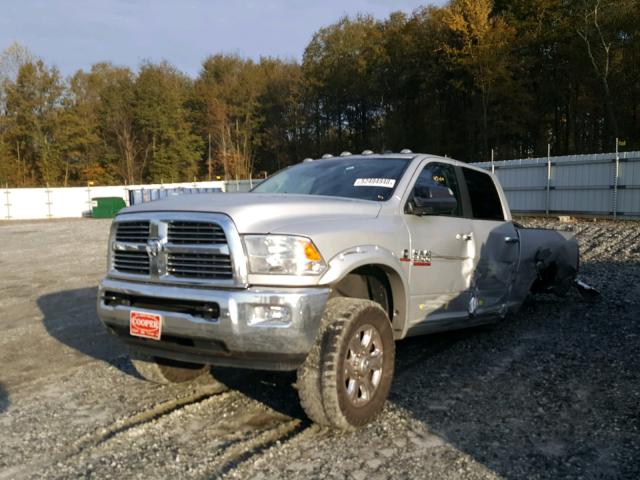 3C6UR5DL9GG315093 - 2016 RAM 2500 SLT SILVER photo 2