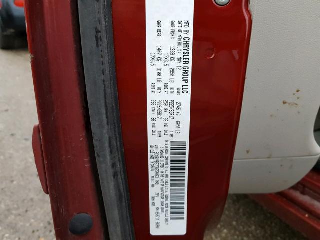 2C4RVABG7CR354083 - 2012 VOLKSWAGEN ROUTAN SE RED photo 10