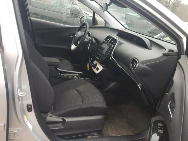 JTDKARFP1H3046364 - 2017 TOYOTA PRIUS PRIM ვერცხლისფერი ფოტო 5