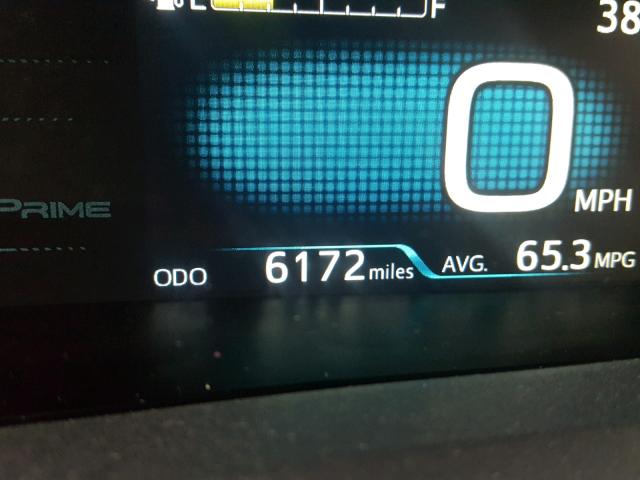 JTDKARFP1H3046364 - 2017 TOYOTA PRIUS PRIM ვერცხლისფერი ფოტო 8