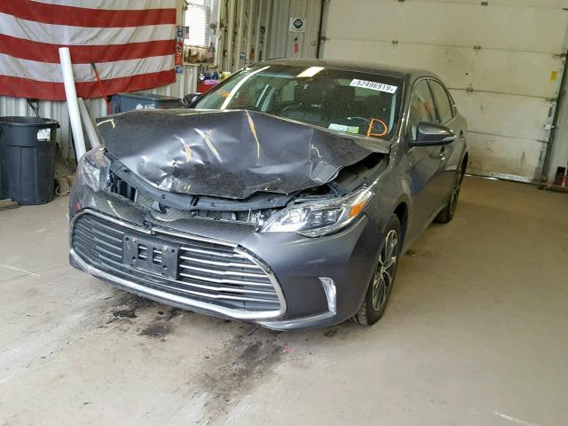 4T1BK1EB7JU286065 - 2018 TOYOTA AVALON XLE GRAY photo 2
