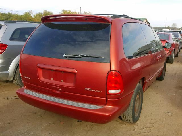 2B4GP44GXYR640935 - 2000 DODGE GRAND CARA RED photo 4