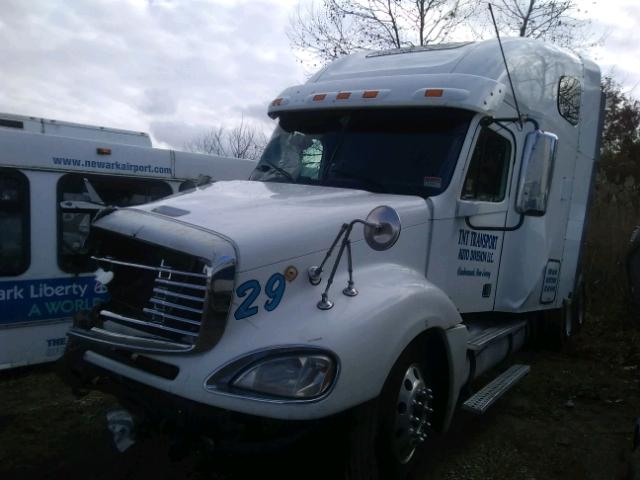 1FUJA6CK97LY14702 - 2007 FREIGHTLINER CONVENTION WHITE photo 2