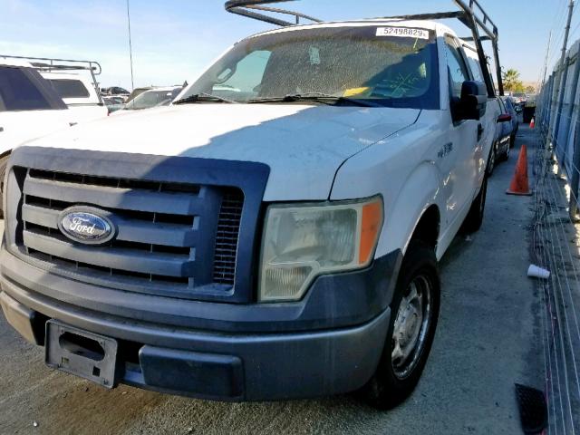 1FTMF1CW6AFC98302 - 2010 FORD F150 WHITE photo 2