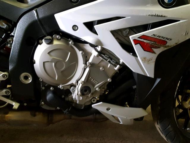 WB10D1205GZ696803 - 2016 BMW S 1000 R WHITE photo 7