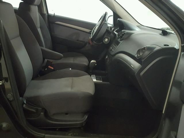 KL1TD66E19B612773 - 2009 CHEVROLET AVEO LS BLACK photo 5