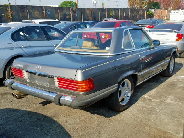 WDBBA45A0EA012714 - 1984 MERCEDES-BENZ 380 SL GRAY photo 4