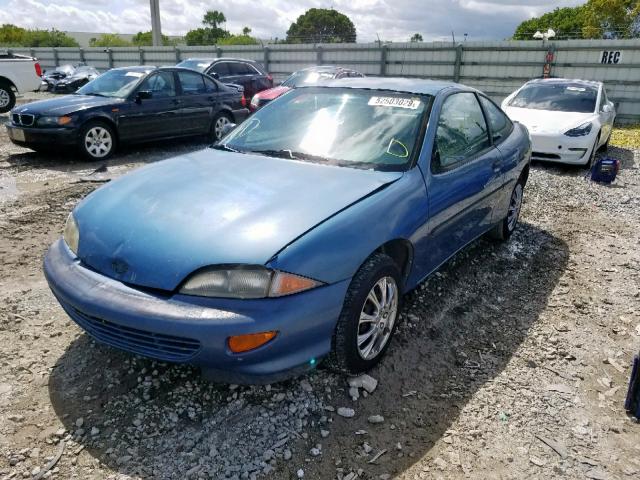 1G1JC1241VM111649 - 1997 CHEVROLET CAVALIER B BLUE photo 2