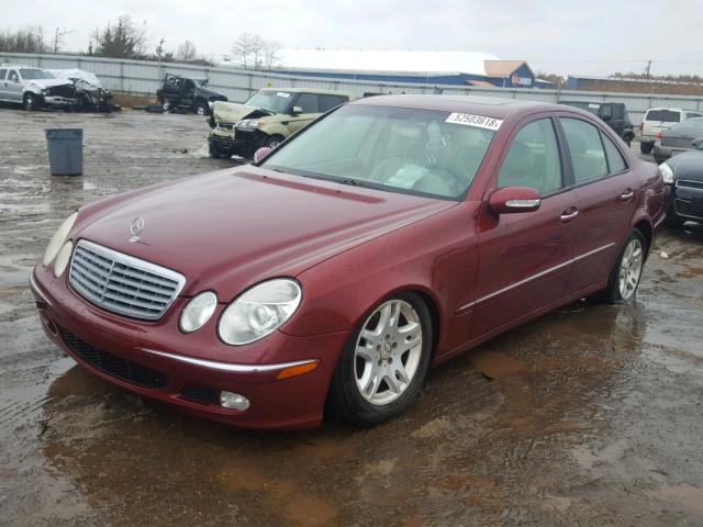 WDBUF65J64A430666 - 2004 MERCEDES-BENZ E 320 BURGUNDY photo 2