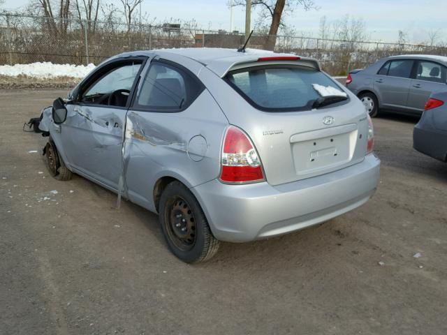 KMHCN3BC6AU159215 - 2010 HYUNDAI ACCENT SE SILVER photo 3