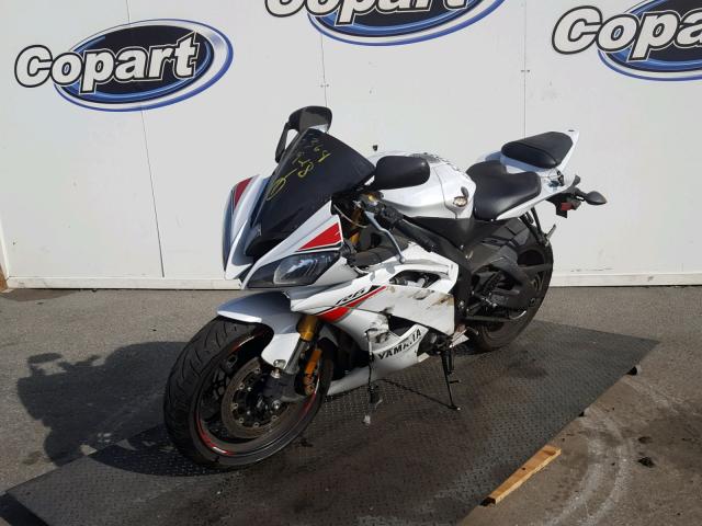 JYARJ16Y6FA009114 - 2015 YAMAHA YZFR6 C WHITE photo 2