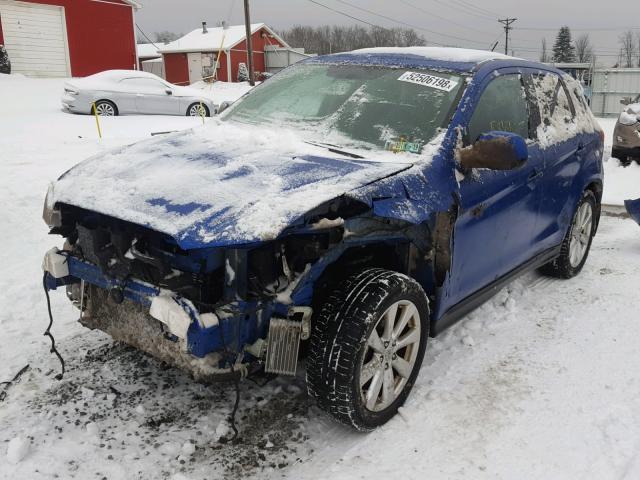 4A4AR3AU5FE020973 - 2015 MITSUBISHI OUTLANDER BLUE photo 2