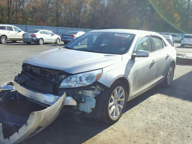 1G11E5SA5GF101799 - 2016 CHEVROLET MALIBU LIM SILVER photo 2