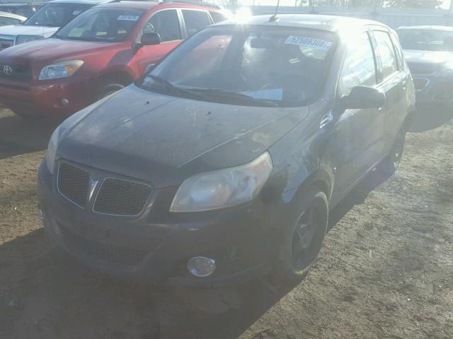 KL2TD66E99B663370 - 2009 PONTIAC G3 BLACK photo 2