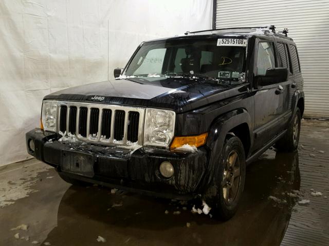 1J8HG48K57C661956 - 2007 JEEP COMMANDER BLACK photo 2