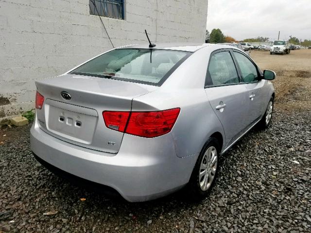 KNAFU4A20C5587164 - 2012 KIA FORTE EX SILVER photo 4