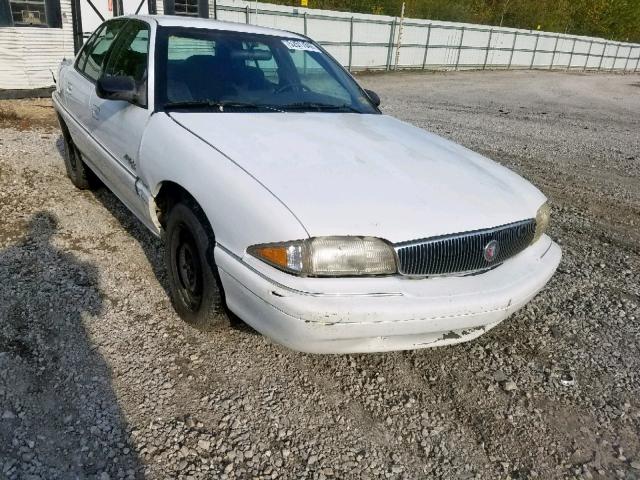 1G4NJ52T4TC441927 - 1996 BUICK SKYLARK GR WHITE photo 1