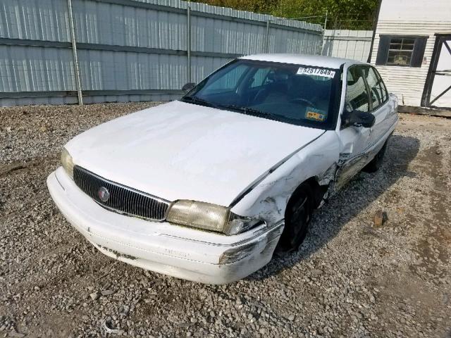 1G4NJ52T4TC441927 - 1996 BUICK SKYLARK GR WHITE photo 2