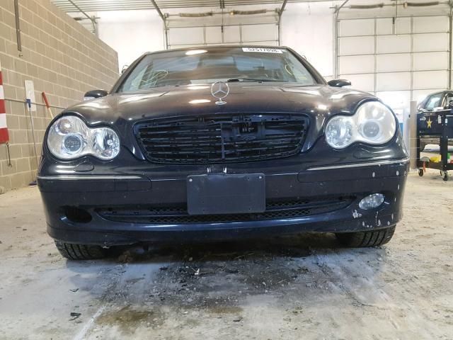 WDBRF84J93F427233 - 2003 MERCEDES-BENZ C 320 4MAT BLUE photo 9