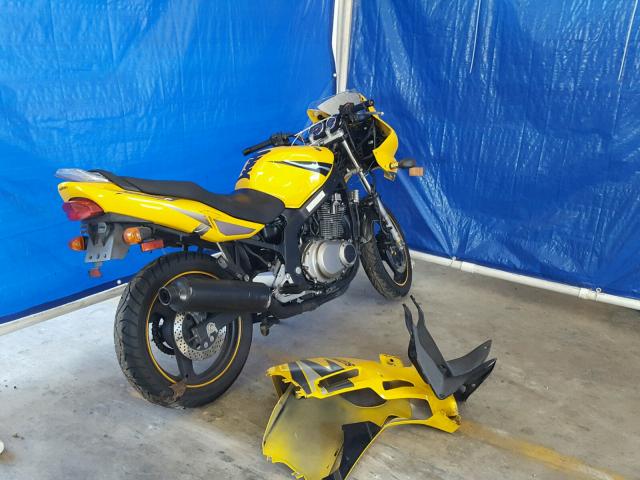 VTTGM51A342101872 - 2004 SUZUKI GS500 FK YELLOW photo 4