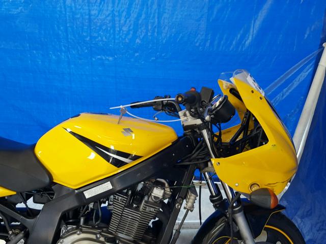 VTTGM51A342101872 - 2004 SUZUKI GS500 FK YELLOW photo 5