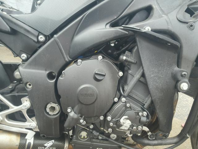 JYARN23EXBA010717 - 2011 YAMAHA YZFR1 BLACK photo 5