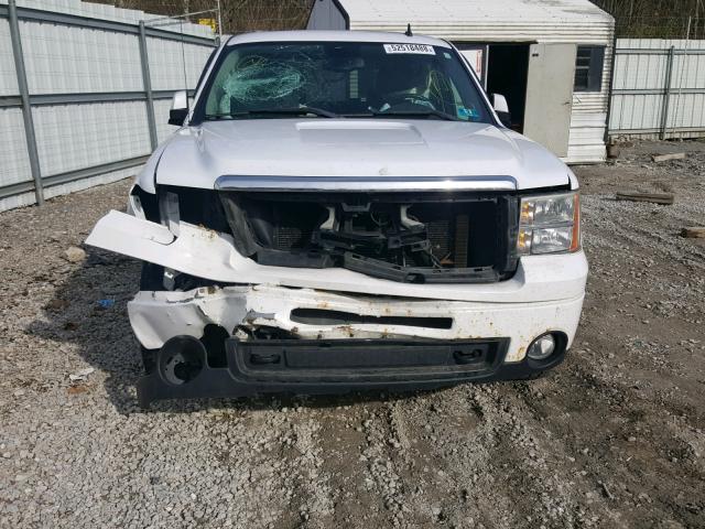 2GTEK638781147145 - 2008 GMC NEW SIERRA WHITE photo 9