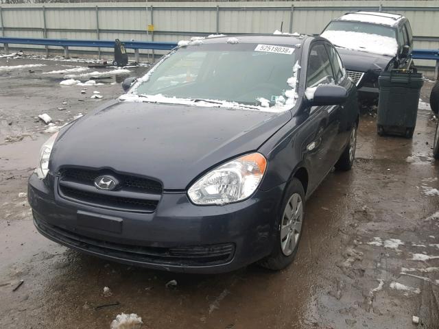 KMHCM3AC6BU189157 - 2011 HYUNDAI ACCENT GL GRAY photo 2