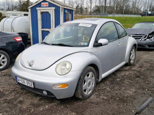 3VWCK21C41M464304 - 2001 VOLKSWAGEN NEW BEETLE SILVER photo 2