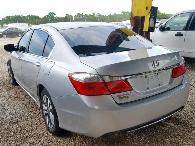 1HGCR2F37DA009084 - 2013 HONDA ACCORD LX SILVER photo 3