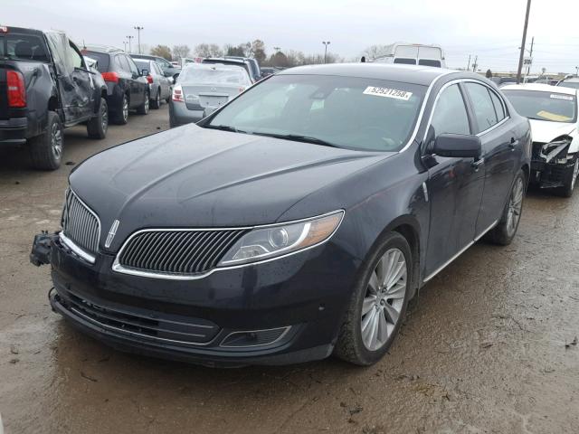1LNHL9FTXDG607029 - 2013 LINCOLN MKS BLACK photo 2