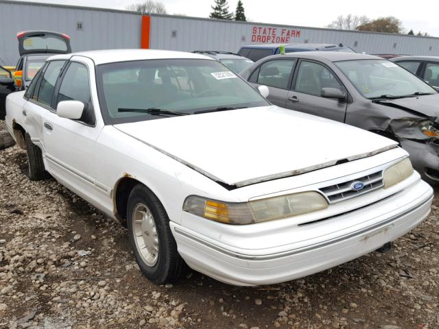 2FALP74WXTX122859 - 1996 FORD CROWN VICT WHITE photo 1