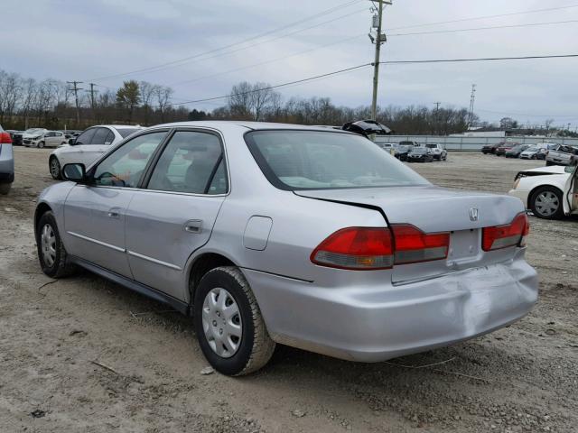 1HGCF86661A051859 - 2001 HONDA ACCORD VAL SILVER photo 3