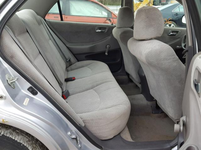 1HGCF86661A051859 - 2001 HONDA ACCORD VAL SILVER photo 6