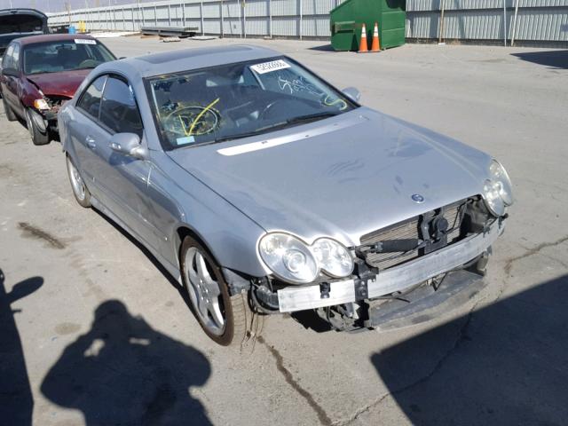 WDBTJ75J74F082850 - 2004 MERCEDES-BENZ CLK 500 SILVER photo 1