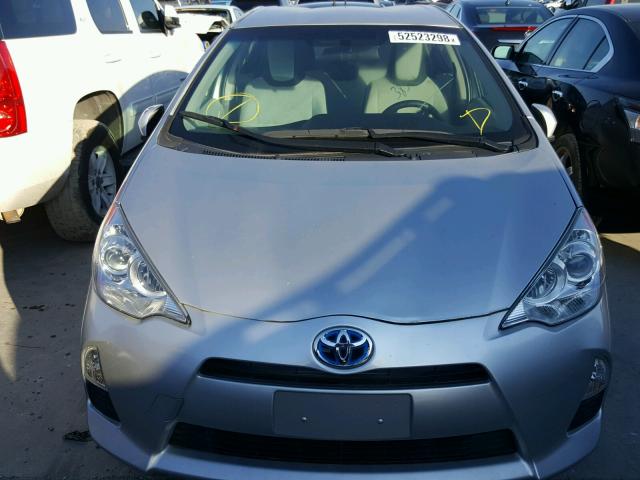 JTDKDTB37E1069307 - 2014 TOYOTA PRIUS C SILVER photo 9