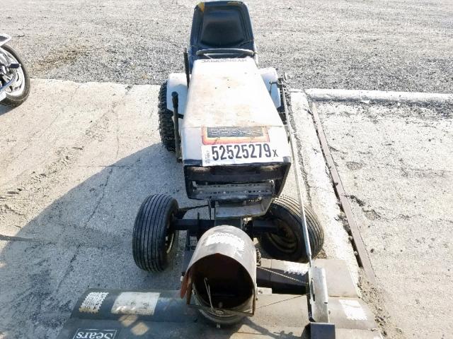 808B02014 - 1999 SEAR LAWNMOWER SILVER photo 9