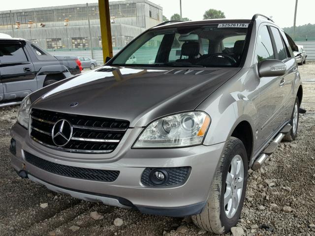 4JGBB86E96A084693 - 2006 MERCEDES-BENZ ML 350 GRAY photo 2