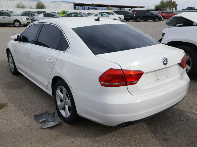 1VWBP7A37EC005057 - 2014 VOLKSWAGEN PASSAT SE WHITE photo 3