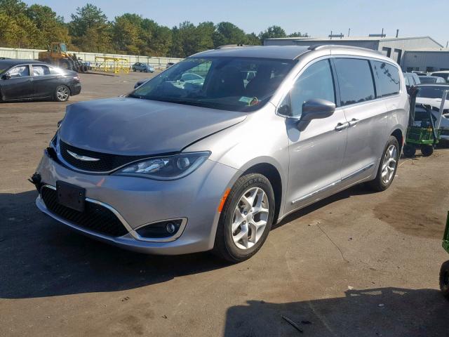 2C4RC1BG3HR635407 - 2017 CHRYSLER PACIFICA T GRAY photo 2