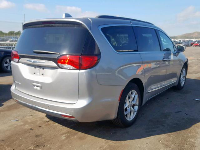 2C4RC1BG3HR635407 - 2017 CHRYSLER PACIFICA T GRAY photo 4