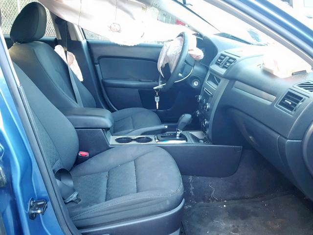 3FAHP0HA1AR272513 - 2010 FORD FUSION SE BLUE photo 5