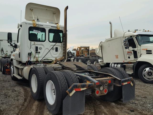 1FUJGEDV5CSBD3162 - 2012 FREIGHTLINER CASCADIA 1 WHITE photo 3