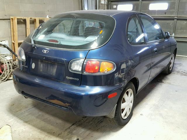 KLATA22661B653534 - 2001 DAEWOO LANOS S BLUE photo 4