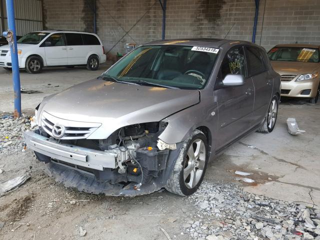 JM1BK343361507776 - 2006 MAZDA 3 HATCHBAC GRAY photo 2