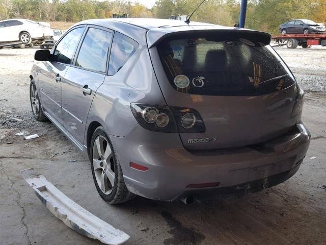 JM1BK343361507776 - 2006 MAZDA 3 HATCHBAC GRAY photo 3